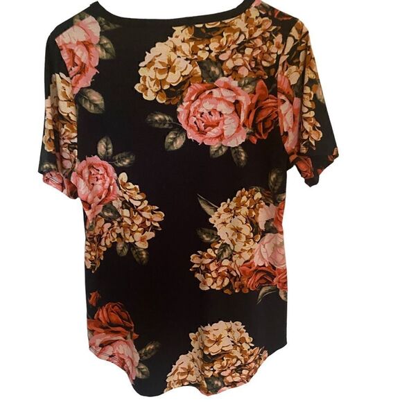 LulaRoe floral vneck short sleeve black red small - Picture 5 of 5
